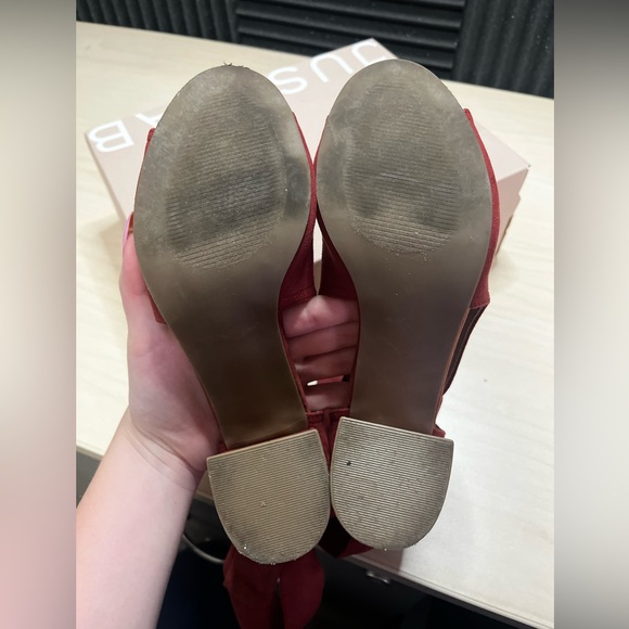 Heeled Suede Sandals - Picture 8 of 10